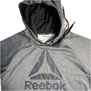 Reebok Men's Hoodie Large Gray Pullover Athletic Sweatshirt Logo Kangaroo Pocket